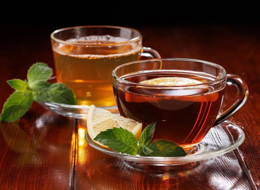 Green Tea vs. Black Tea